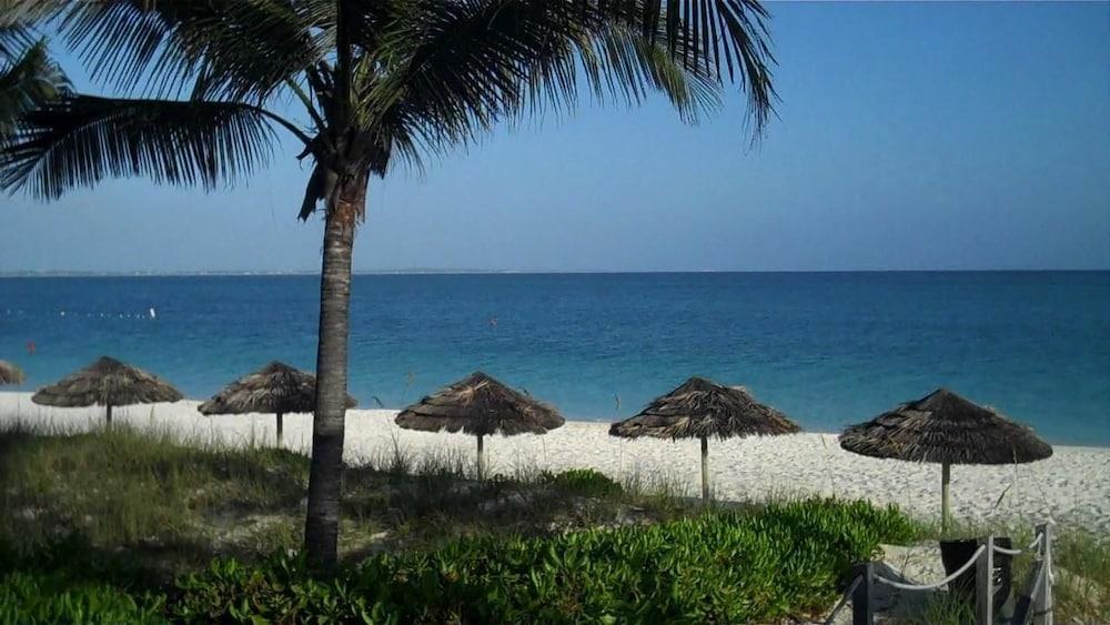 Sibonne Beach Hotel Grace Bay Eksteriør billede