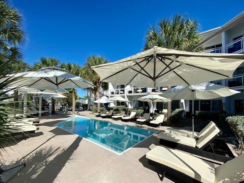 Sibonne Beach Hotel Grace Bay Eksteriør billede