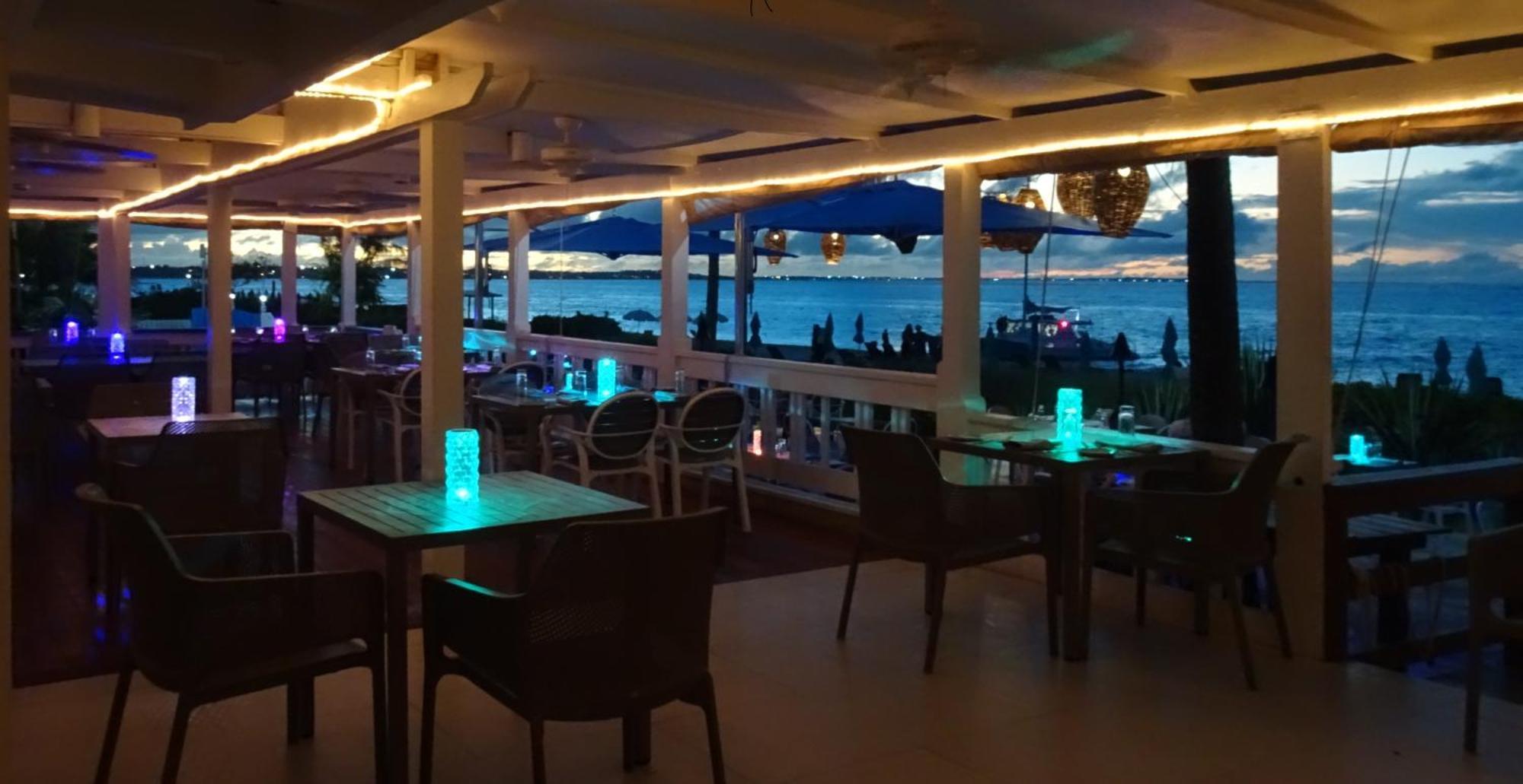 Sibonne Beach Hotel Grace Bay Eksteriør billede