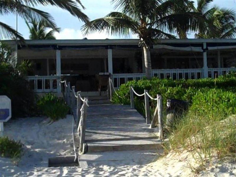 Sibonne Beach Hotel Grace Bay Eksteriør billede